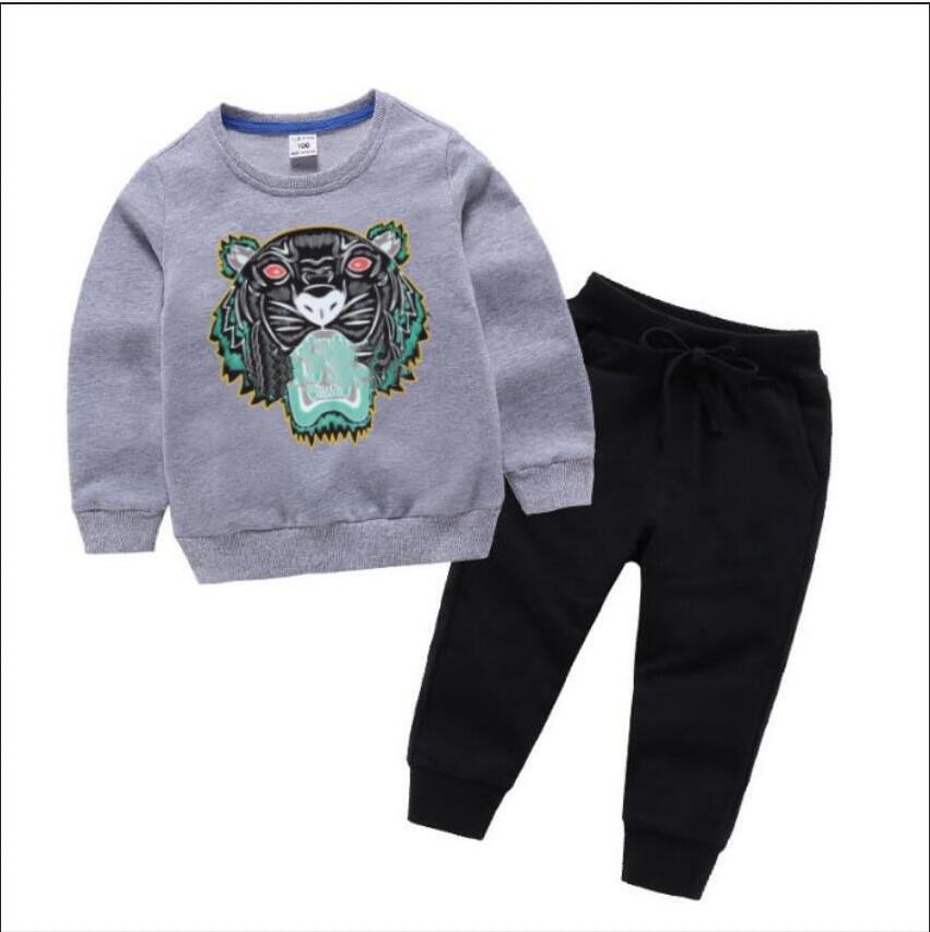 2021 brand luxury designer kids sweater sets autumn baby clothes print for boys outfits toddler fashion hoodie and pants children suits, White
2021 brand luxury designer kids sweater sets autumn baby clothes print for boys outfits toddler fashion hoodie and pants children suits, White
