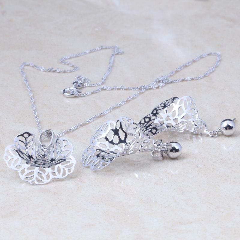Earrings & Necklace Love Monologue Creativity Hollow Out Design Leaf Necklace/Pendant/Earrings Sets Silver Color Jewelry For Women KT058, As pic
Earrings & Necklace Love Monologue Creativity Hollow Out Design Leaf Necklace/Pendant/Earrings Sets Silver Color Jewelry For Women KT058, As pic