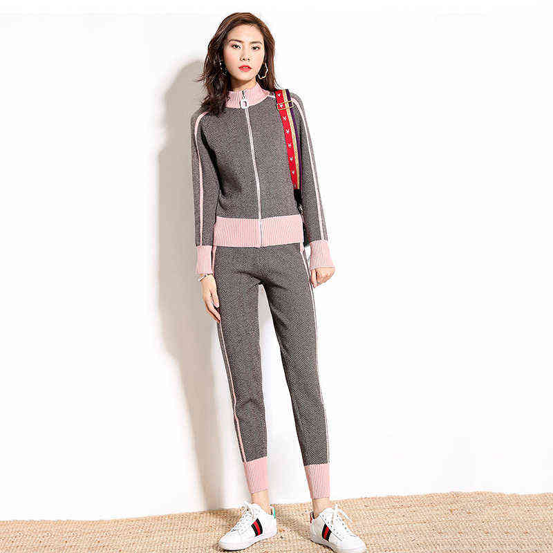 Korean Winter Ribbed printed Tracksuit 2 Piece Pant Suits For Women Knitted Long Sleeve Two Piece Set Top And Pants Suit Outwear 211118