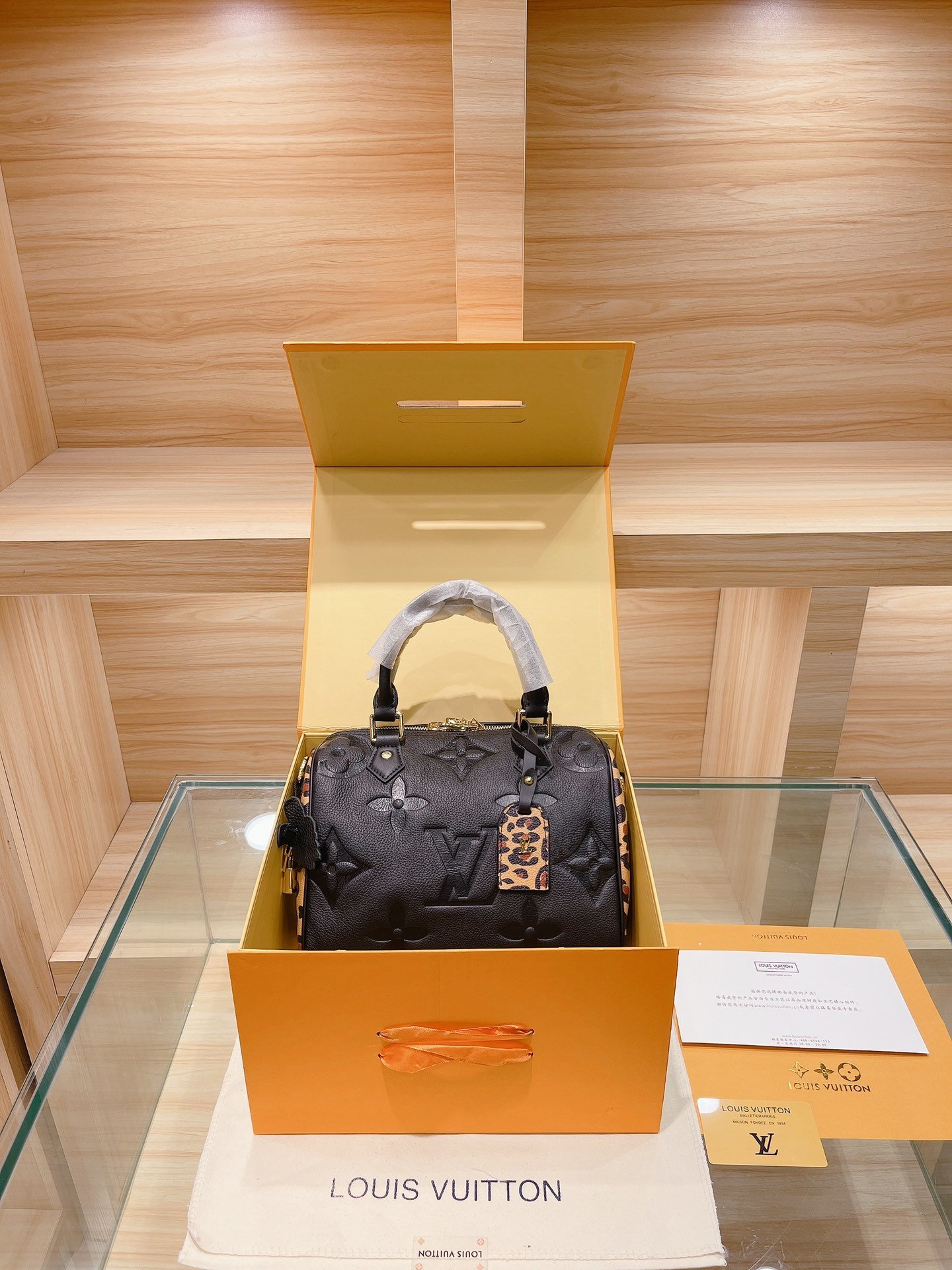 Louis Vuitton Monogram LV Duffle Bag Luggage Totes Handbags Shoulder new Bags Handbag Backpack Women Tote Men Purses Mens Leather Clutch Wal
Louis Vuitton Monogram LV Duffle Bag Luggage Totes Handbags Shoulder new Bags Handbag Backpack Women Tote Men Purses Mens Leather Clutch Wal