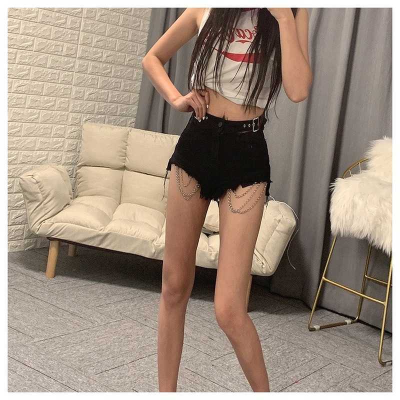 Sexy Fashion Washed Distressed Denim Shorts Women Summer Chain Decoration Short Pants Elegant All-match Jeans Female 210525