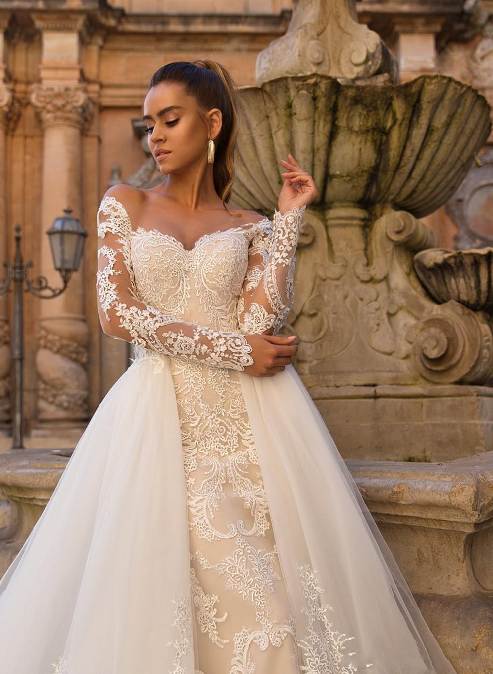 2021 Sexy Champagne Mermaid Wedding Dresses Sweetheart Off Shoulder Illusion Neck Lace Appliques Tulle Detachable Train Overskirts Formal Bridal Gowns