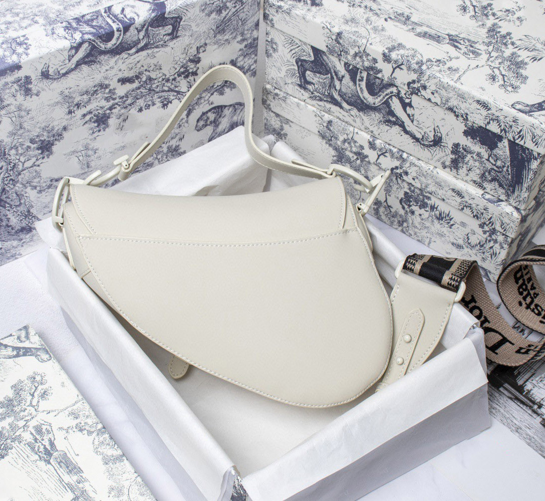 Top Quality Lady bag Cross Body Bags Luxury Designer Women Fashion Saddle-Bag Patent Leather Cover Ladies Fashionable Handbags Womens Handba, Please select a picture 
Top Quality Lady bag Cross Body Bags Luxury Designer Women Fashion Saddle-Bag Patent Leather Cover Ladies Fashionable Handbags Womens Handba, Please select a picture