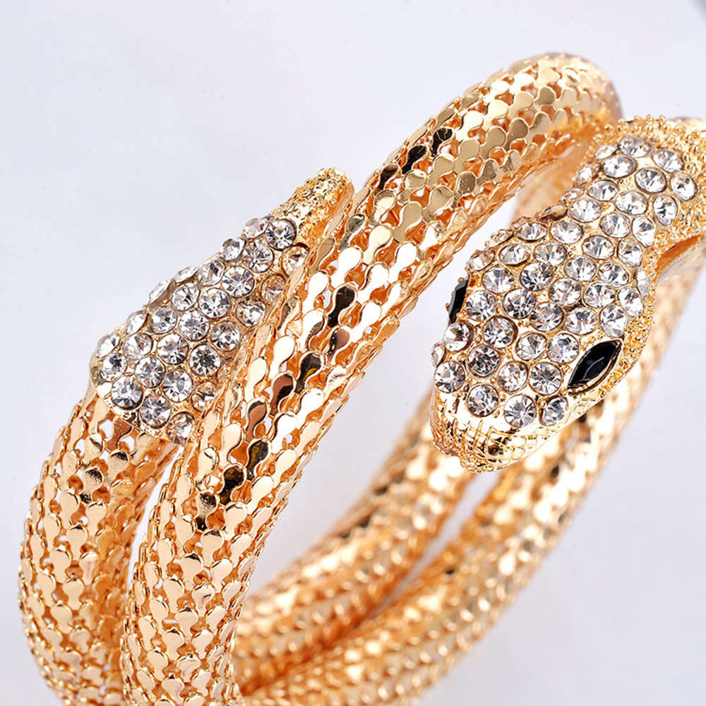 Exaggerated personality punk Bracelet nightclub style diamond multi strand Snake, Golden;silver
Exaggerated personality punk Bracelet nightclub style diamond multi strand Snake, Golden;silver