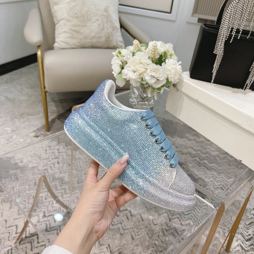 Crystal inlaid diamond gradient leisure shoes velvet cloth material women's thick soled elevated leisure shoes party outdoor sandshoe