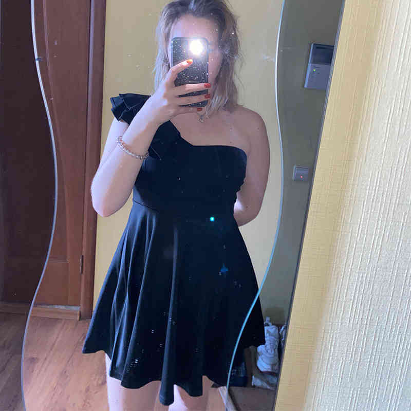 LoveFlowerLife Summer Fashion Chic Ruffles Solid Slim Wasit Sweet Dresses Sexy Vestidos Neploe One Shoulder Women Dress 210521