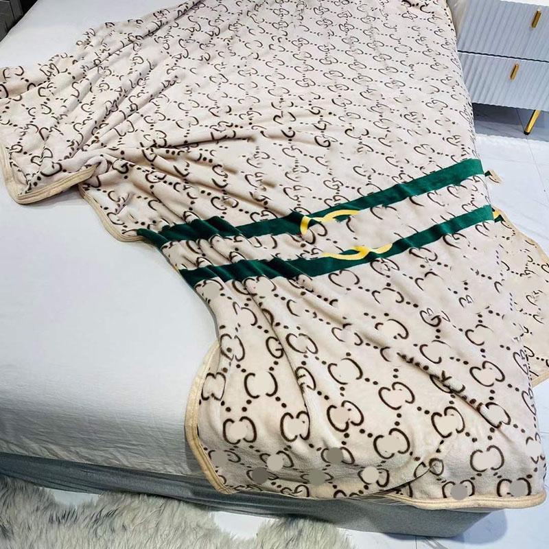 Home modern Blanket high quality rug Fashion baby Brand Luxury Designer casual letter pattern free ship
Home modern Blanket high quality rug Fashion baby Brand Luxury Designer casual letter pattern free ship