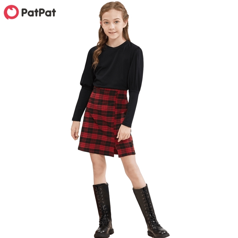 Kid Girl Solid Top & Plaid Skirt Set for Christmas Clothing Sets 210528