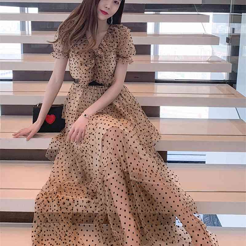 High Quality Arrival Runway Dot Party Birthday Dresses Vintage Summer V Neck Tulle Layered Ruffles Vestido Robes 210520