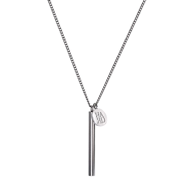 Pendant Necklaces Luxury Hip Hop Letter Round Long Strip Geometric Necklace Female Retro Clavicle Chain Sweater For Women
Pendant Necklaces Luxury Hip Hop Letter Round Long Strip Geometric Necklace Female Retro Clavicle Chain Sweater For Women