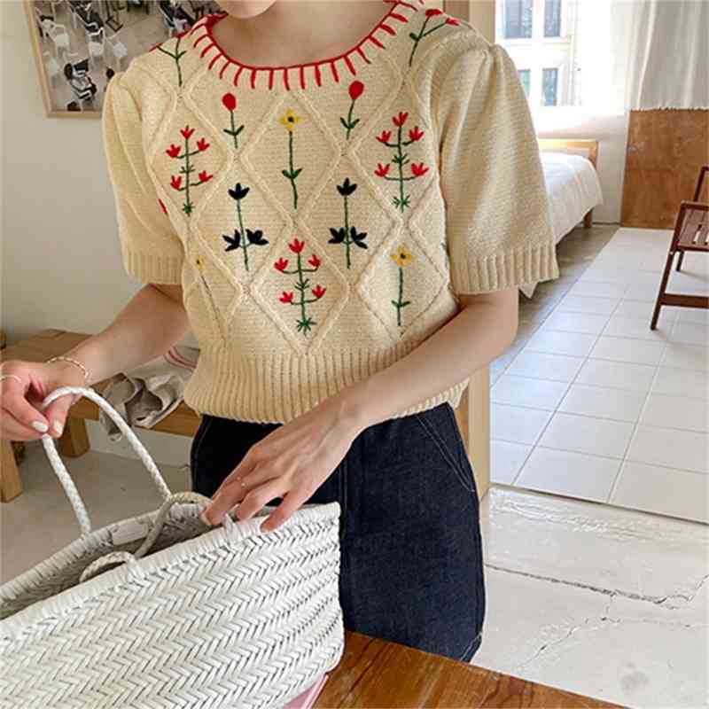 Korejpaa Women T-Shirt Summer Korean Chic Sweet Strawberry Cream Hand-Crocheted Round Neck Puff Sleeve Knitted Pullovers 210526