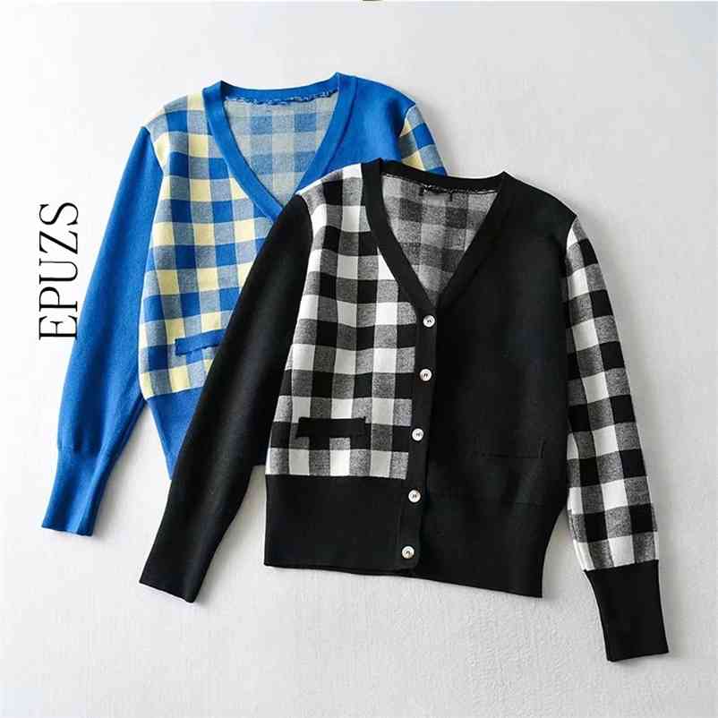 Vintage V-Neck Sleeve Knitted Sweater Fashion Slim Plaid Splicing Warm Cardigan Lady Casual Loose Chic Top Autumn Winter 210521, Blue
Vintage V-Neck Sleeve Knitted Sweater Fashion Slim Plaid Splicing Warm Cardigan Lady Casual Loose Chic Top Autumn Winter 210521, Blue