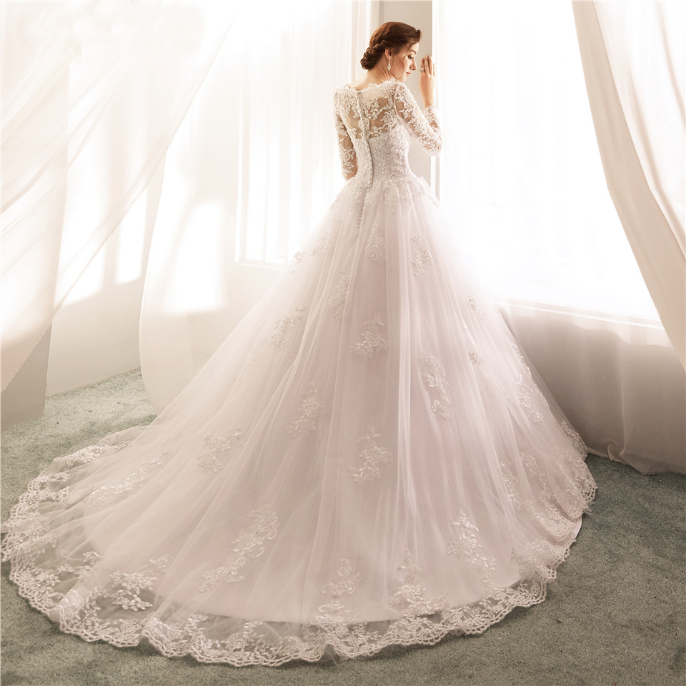 Arabic Dubai Luxury A Line Wedding Dresses Bridal Gowns Lace Long Sleeves Court Train 2021 Back Buttons Muslim Tulle Bride Dress Custom Made robe de m