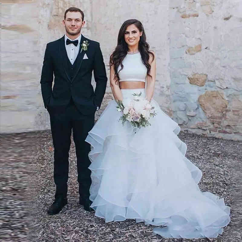 Wedding Dress 2 Pieces A Line Boho Beach Simple Short Top Bride Dresses Robe De Mariee Bridal Gowns Layer Full Skirt Plus Size, White
Wedding Dress 2 Pieces A Line Boho Beach Simple Short Top Bride Dresses Robe De Mariee Bridal Gowns Layer Full Skirt Plus Size, White