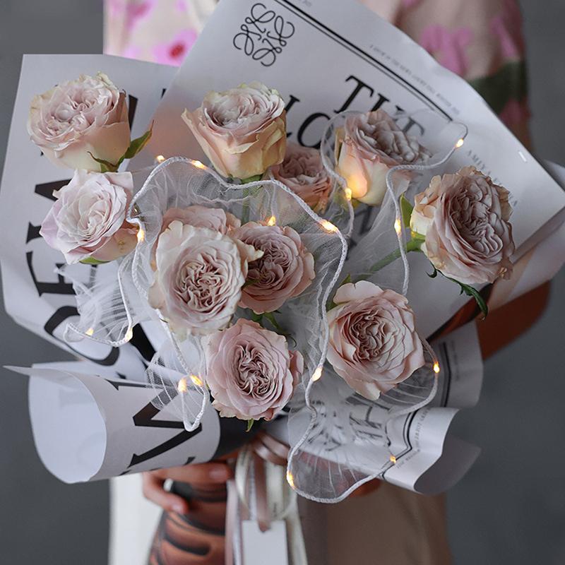 Gift Wrap Luminous Hollow Bouquet Handmade Diy Wrapping Paper Scrapbook Decorative Wedding Flower Craft Jacquard Net 3W
Gift Wrap Luminous Hollow Bouquet Handmade Diy Wrapping Paper Scrapbook Decorative Wedding Flower Craft Jacquard Net 3W