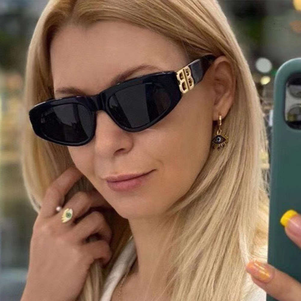 In popular fashion Women Little Cat Eye Sunglass Women Men 2021 Vintage Eyewear Black Bb Sunglass Women shad UV400B1NF
In popular fashion Women Little Cat Eye Sunglass Women Men 2021 Vintage Eyewear Black Bb Sunglass Women shad UV400B1NF