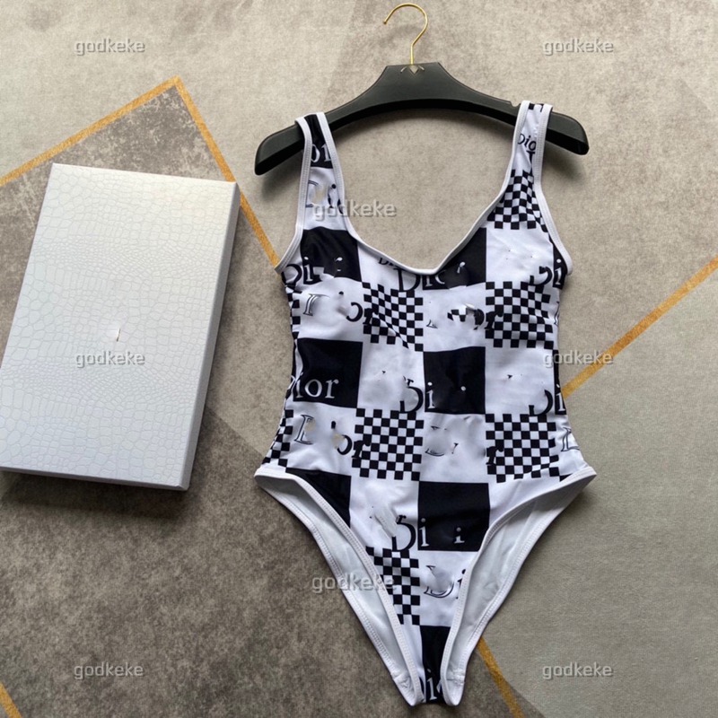 two pieces Fashion Mix 10 Styles Women Swimsuits Bikini set Multicolors Summer Time Beach Bathing suits Wind Swimwear High Quality
two pieces Fashion Mix 10 Styles Women Swimsuits Bikini set Multicolors Summer Time Beach Bathing suits Wind Swimwear High Quality
