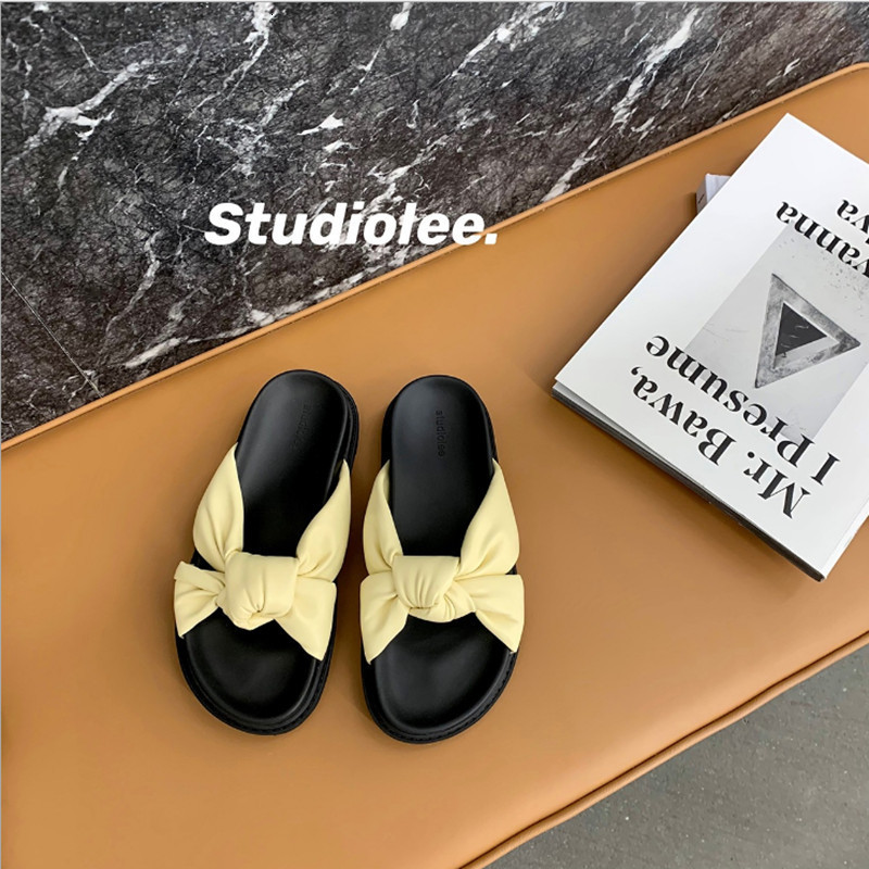 luxury slippers slipper wear out in 2021 summer net red cloud bow knot thick bottom round head beach cool slipper's, Black
luxury slippers slipper wear out in 2021 summer net red cloud bow knot thick bottom round head beach cool slipper's, Black