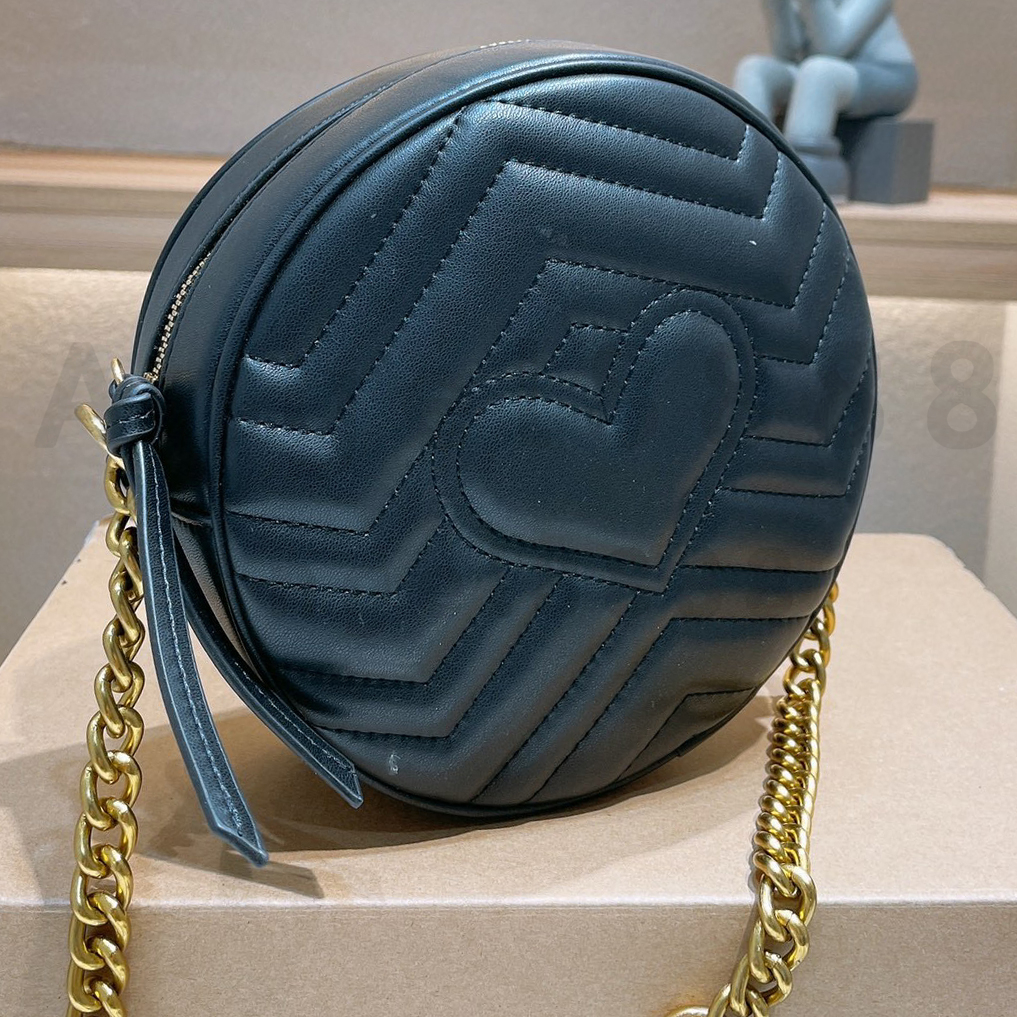 Round circular bag Love packageLuxury Designer Fashion Shoulder Chains Bags Handbags High Quality Women Letter Purse Phone Wallet Lady Cross body Totes Mini, No bags
Round circular bag Love packageLuxury Designer Fashion Shoulder Chains Bags Handbags High Quality Women Letter Purse Phone Wallet Lady Cross body Totes Mini, No bags