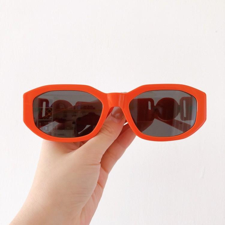 2021 Designer Square Sunglasses Men Women Vintage Shades Driving Polarized Sunglass Male Sun Glasses Fashion Metal Plank Sunglasse Eyewear 53mm, White;black
2021 Designer Square Sunglasses Men Women Vintage Shades Driving Polarized Sunglass Male Sun Glasses Fashion Metal Plank Sunglasse Eyewear 53mm, White;black