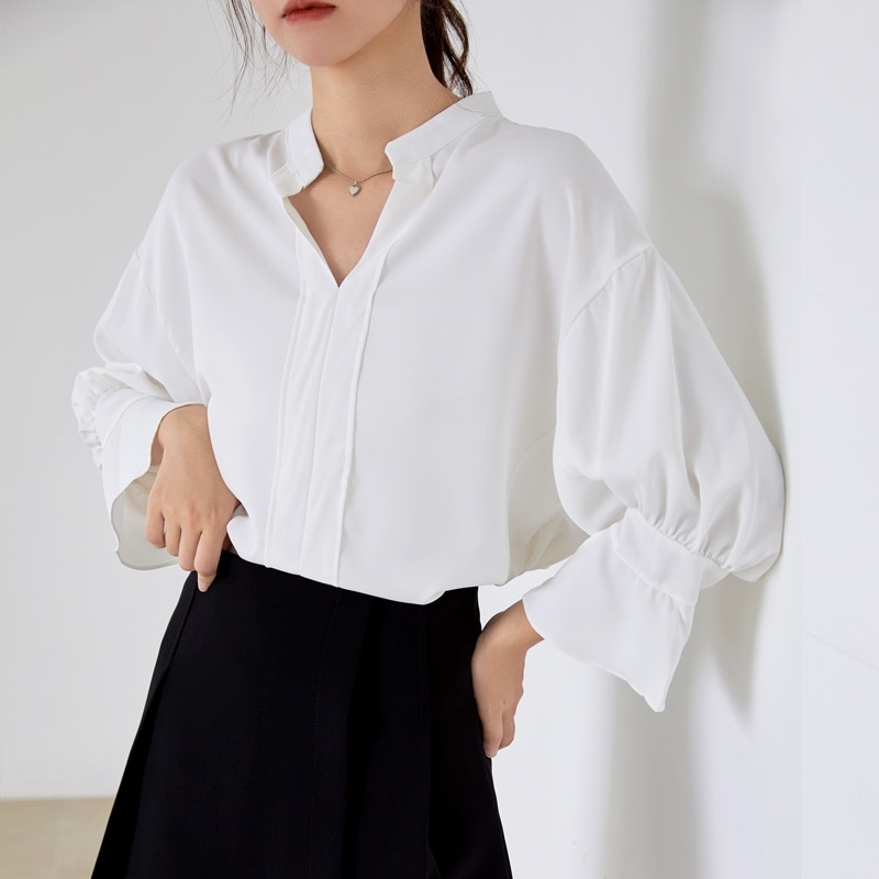Spring Summer Women's Chiffon Blouse Sexy V-neck Korean Style Fashion Casual Elegant Female Shirts Wild Tops 210520