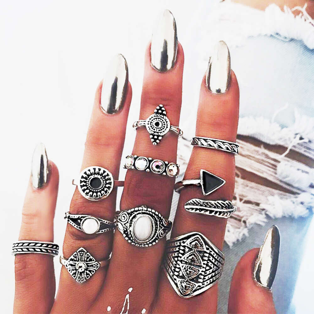 Fashion personality simple national style triangle feather ring arrow 10 piece set of women's rings, Black
Fashion personality simple national style triangle feather ring arrow 10 piece set of women's rings, Black