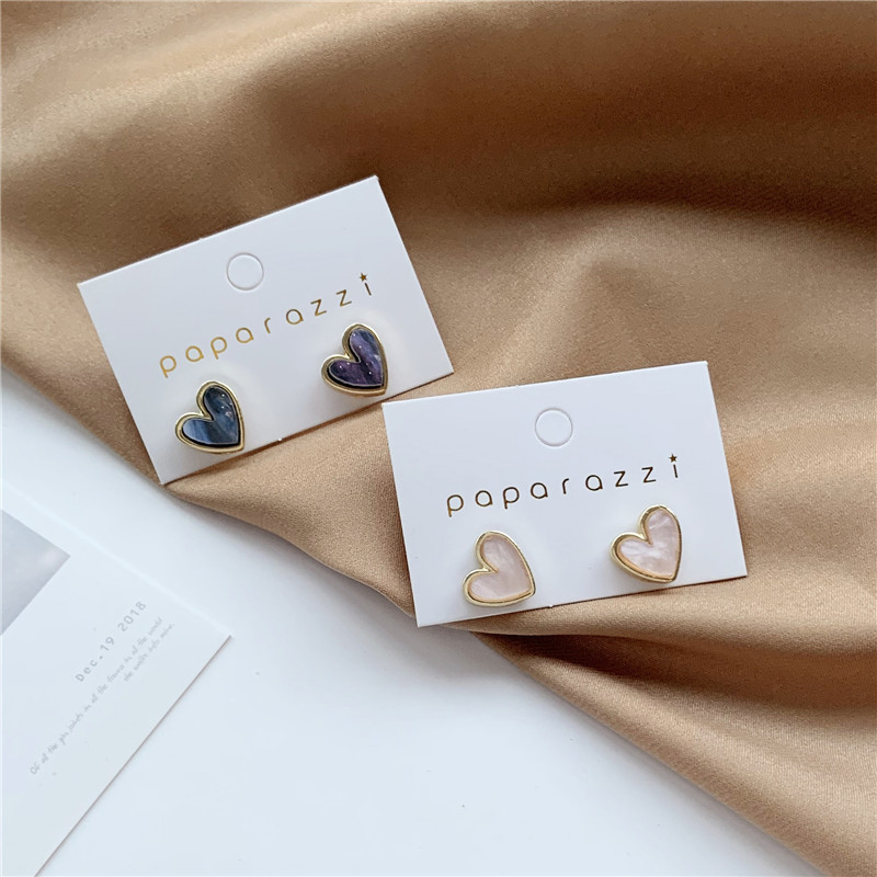 AFSHOR Sweet Acrylic Charm Heart Stud Earrings Delicate Gold Color Mini Ear Studs Trendy Ear Nails For Women Girls Jewelry Gifts
AFSHOR Sweet Acrylic Charm Heart Stud Earrings Delicate Gold Color Mini Ear Studs Trendy Ear Nails For Women Girls Jewelry Gifts