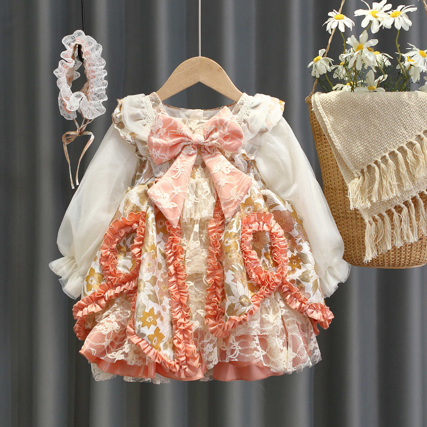 Vinage Kids Girls Spanish Lotia Dresses with Headwear Children Long Sleeve Spain Tulle Ball Gowns Cotton Liner Clothes 210615