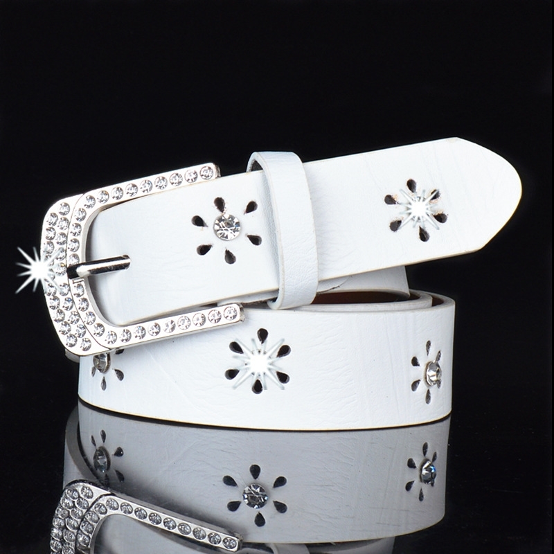 Designer belts 2023 women's belt with hollow diamond trouser skirt and fashionable youth
Designer belts 2023 women's belt with hollow diamond trouser skirt and fashionable youth
