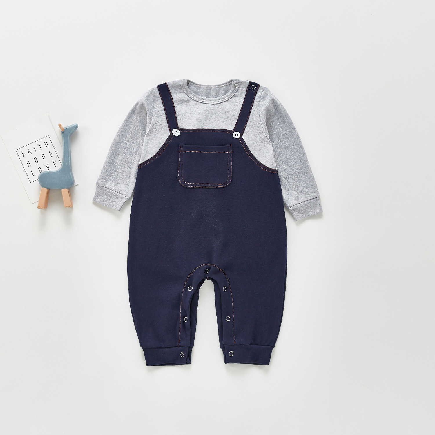spring boy romper climbing suit casual fake two-piece climbing striped overalls cloth baby boy outfit 210701, Gray-blue
spring boy romper climbing suit casual fake two-piece climbing striped overalls cloth baby boy outfit 210701, Gray-blue