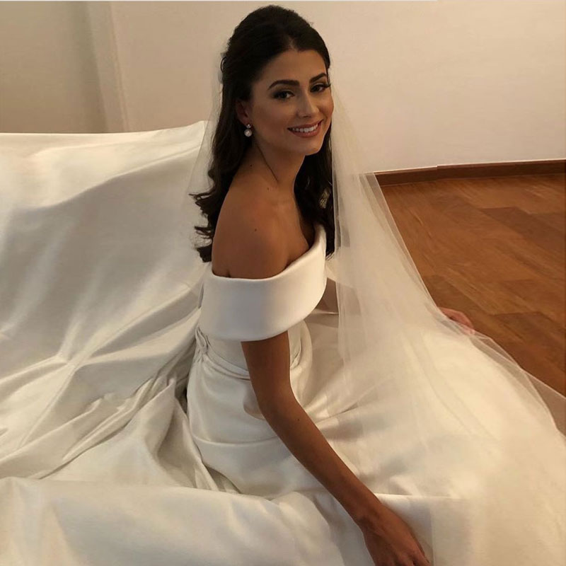 Simple Satin A Line Wedding Dress Bateau Neck Short Sleeve Boho White Bridal Gowns Robe De Mariee Vestido Plus Size Bride Dresses 2022