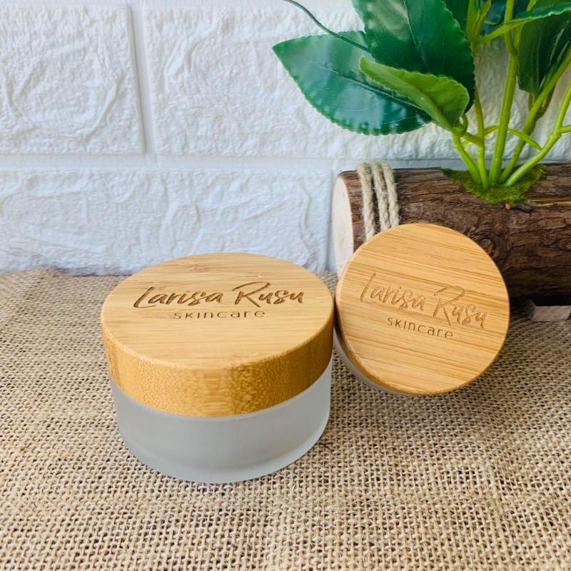 Storage Bottles & Jars Wholesale Custom Logo Frosted Glass Cream Jar Round Shape SkinCare Containers With Bamboo Cap For Face Cosmetic Packa
Storage Bottles & Jars Wholesale Custom Logo Frosted Glass Cream Jar Round Shape SkinCare Containers With Bamboo Cap For Face Cosmetic Packa