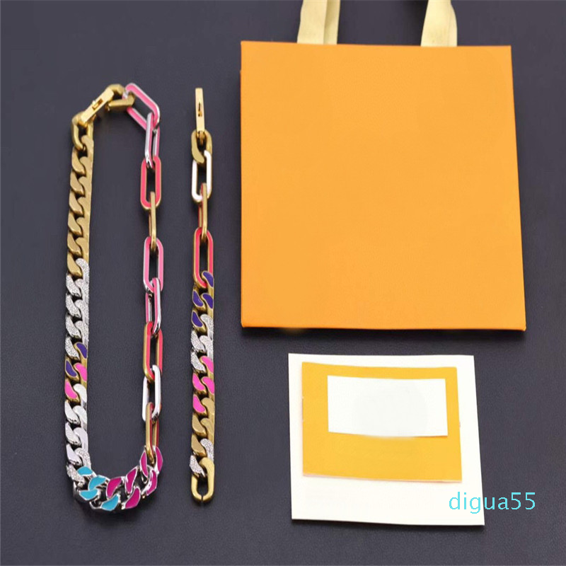 fashion Style Jewelry Sets Men Aged Gold-colour Hardware Engraved Lacquer Crystal Mixed Chains Necklace Bracelet
fashion Style Jewelry Sets Men Aged Gold-colour Hardware Engraved Lacquer Crystal Mixed Chains Necklace Bracelet