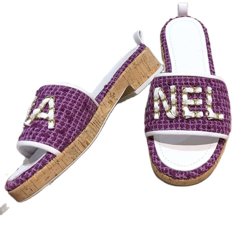 Top quality MULE Easy-to-wear sandals in colourful hues make Luxury Designer Women Sandals New Style Fashion Womens shoes
Top quality MULE Easy-to-wear sandals in colourful hues make Luxury Designer Women Sandals New Style Fashion Womens shoes