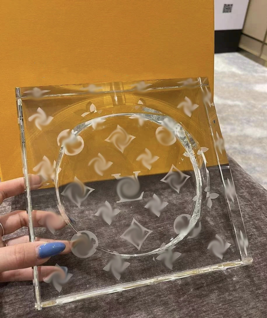 LIV Ashtray Collectable Companion Gallery Trendy Original House Crystal Ceramic Ashtrays Tabletop Arts Crafts Items Storage Tray
LIV Ashtray Collectable Companion Gallery Trendy Original House Crystal Ceramic Ashtrays Tabletop Arts Crafts Items Storage Tray