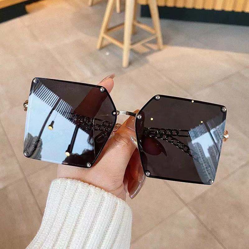 Women Fashion Sunglasses Metal Frame Oversize Shade Luxury Designer Chain Temples Wholesale
Women Fashion Sunglasses Metal Frame Oversize Shade Luxury Designer Chain Temples Wholesale