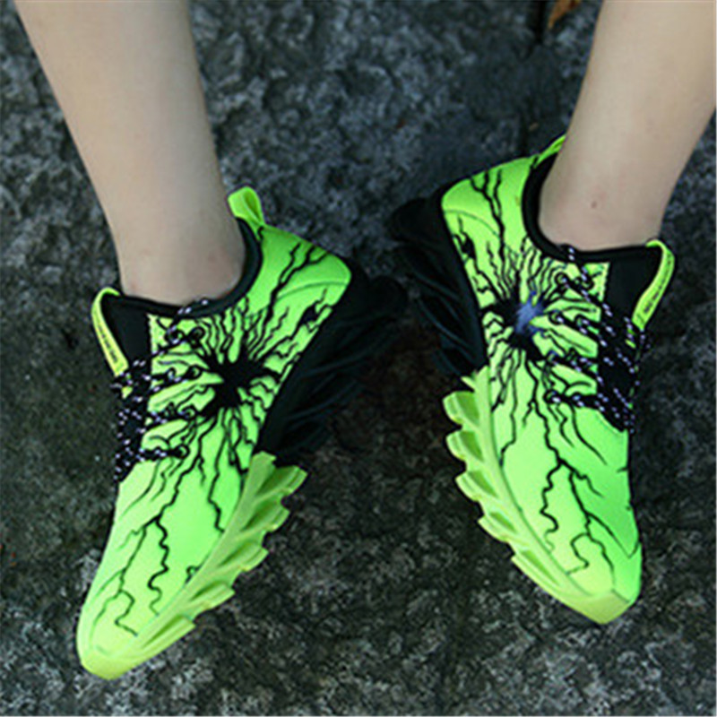 2021 low Socks Running shoes black moire multi Camouflage surface thick-soled Korean version men's fashion popcorn soft soles sports travel men sneaker 36-48 #A0010
2021 low Socks Running shoes black moire multi Camouflage surface thick-soled Korean version men's fashion popcorn soft soles sports travel men sneaker 36-48 #A0010