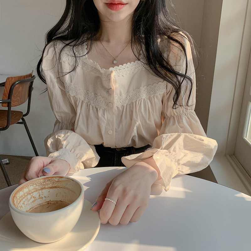 Beige Lace Blouse Vintage Square Collar Women Long Puff Sleeve Shirt Solid Cardigan Sweet Blusas Clothes Tops 11200 210427