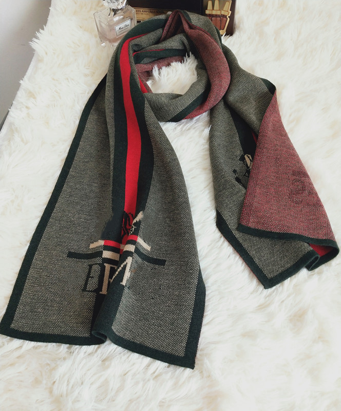 Men's Wool Scarf High quality A Luxury 100% knitted double sided warm neck, gift for your boyfriend, Blue;gray
Men's Wool Scarf High quality A Luxury 100% knitted double sided warm neck, gift for your boyfriend, Blue;gray