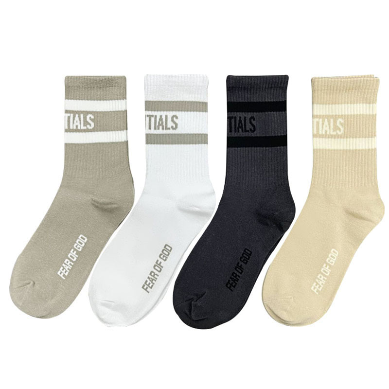 Mens Socks Four-color Letters Skateboard Fashion Letter Printed Sports Sockings Hip Hop
Mens Socks Four-color Letters Skateboard Fashion Letter Printed Sports Sockings Hip Hop