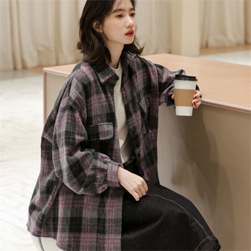 Autumn Korea Fashion Women Loose Casual Shirts Coat Woolen Plaid Vintage Turn-down Collar Blouse Big Size Blusas M553 210512