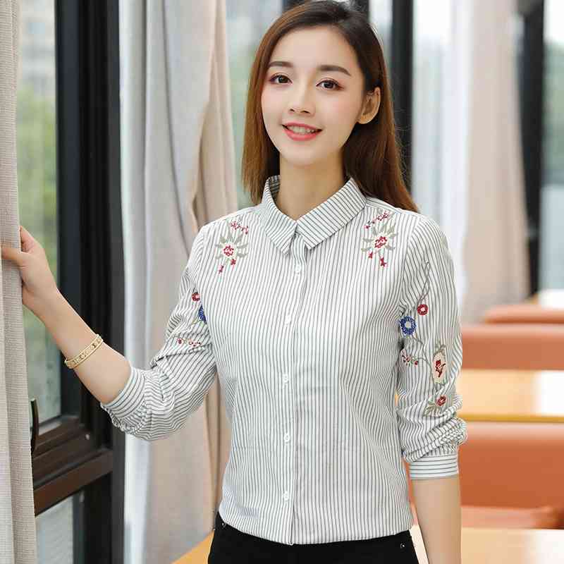 Fashion stripe office lady shirt women blouse long sleeve floral embroidery tops plus size 's clothing blusas D862 30 210506