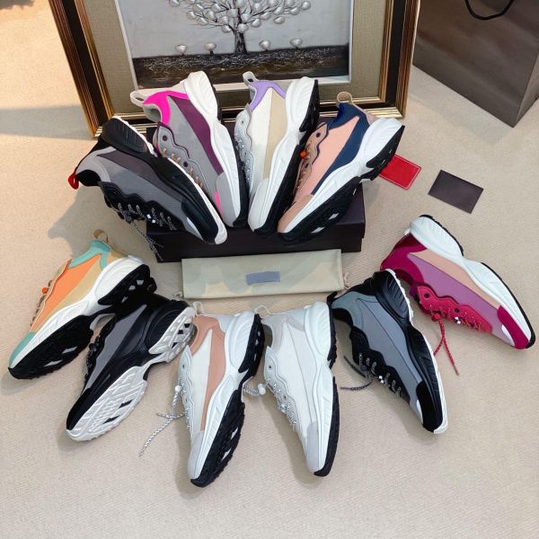 Men casual shoes fashion sexy Women sneakers top designer woman man leather trainers luxurys couples runners shoe box large size 35-45
Men casual shoes fashion sexy Women sneakers top designer woman man leather trainers luxurys couples runners shoe box large size 35-45