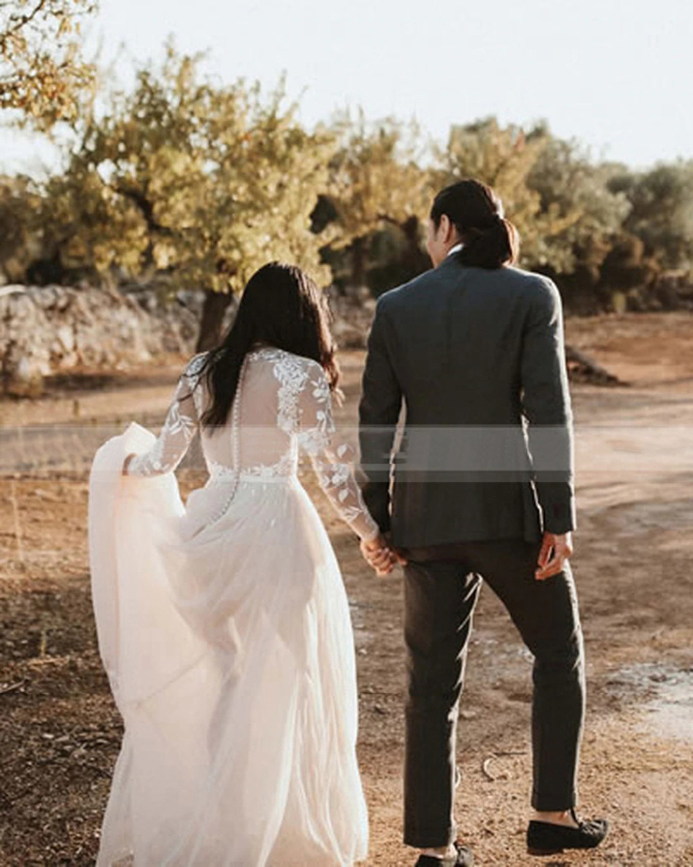 High Neck A-Line Tulle Boho Beach Wedding Dresses Modest Illusion Long Sleeve Romantic Floral Appliques 2021 Vestidos De Novia
