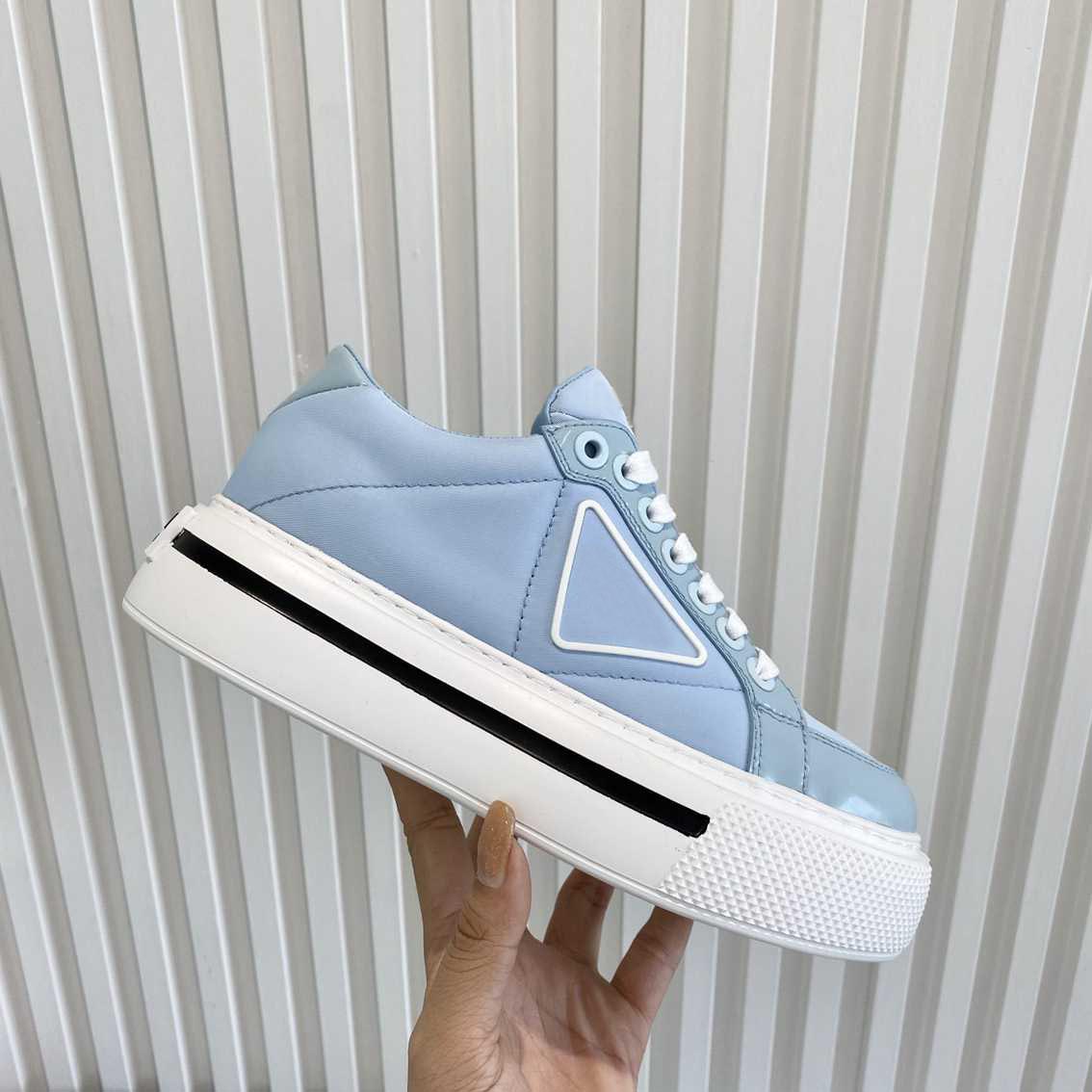 Ladies genuine leather runners trainers Luxury brand Women platform casual sport shoes fashion TPU foam outsole sneakers top designer woman shoe
Ladies genuine leather runners trainers Luxury brand Women platform casual sport shoes fashion TPU foam outsole sneakers top designer woman shoe