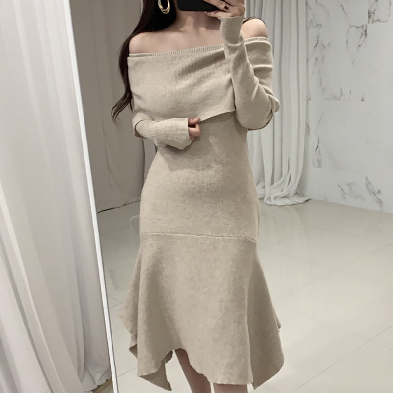 Women Autumn Sexy Slash Neck Long Sleeve Ruffle Hem Sweater Dress Slim Waist Irregular Elastic Knitted Dresses 210506