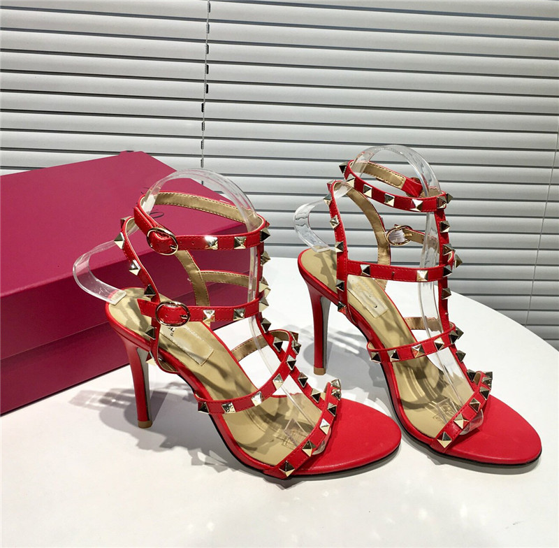 Luxury Women Designer Sandals Rock Stud Calfskin Leather High Heels Summer Strappy Gladiator Sandalias Lady Dress Party Barefoot Wedding Shoes, Nude
Luxury Women Designer Sandals Rock Stud Calfskin Leather High Heels Summer Strappy Gladiator Sandalias Lady Dress Party Barefoot Wedding Shoes, Nude