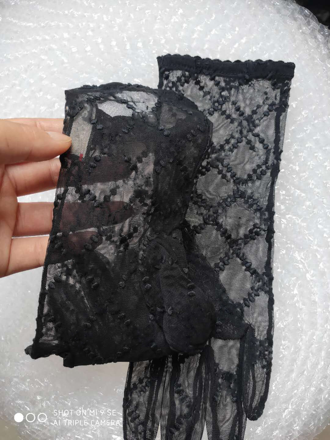 women long Lace Bride Bridal Gloves Wedding Gloves Crystals Wedding Accessories Lace Gloves for Brides five Fingerless Wrist Leng