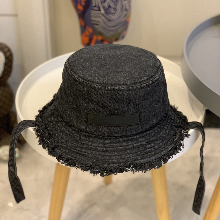 Benjamin 01 bell shaped sun fisherman cap for men and women, dome, fixed size, 1 color to choose from
Benjamin 01 bell shaped sun fisherman cap for men and women, dome, fixed size, 1 color to choose from