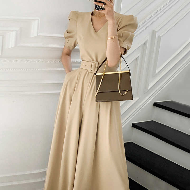 Korejpaa Women Jumpsuits Summer Korean Chic Elegant Temperament V-Neck Tie Waist Slimming Puff Sleeve Wide-Leg Trousers 210526